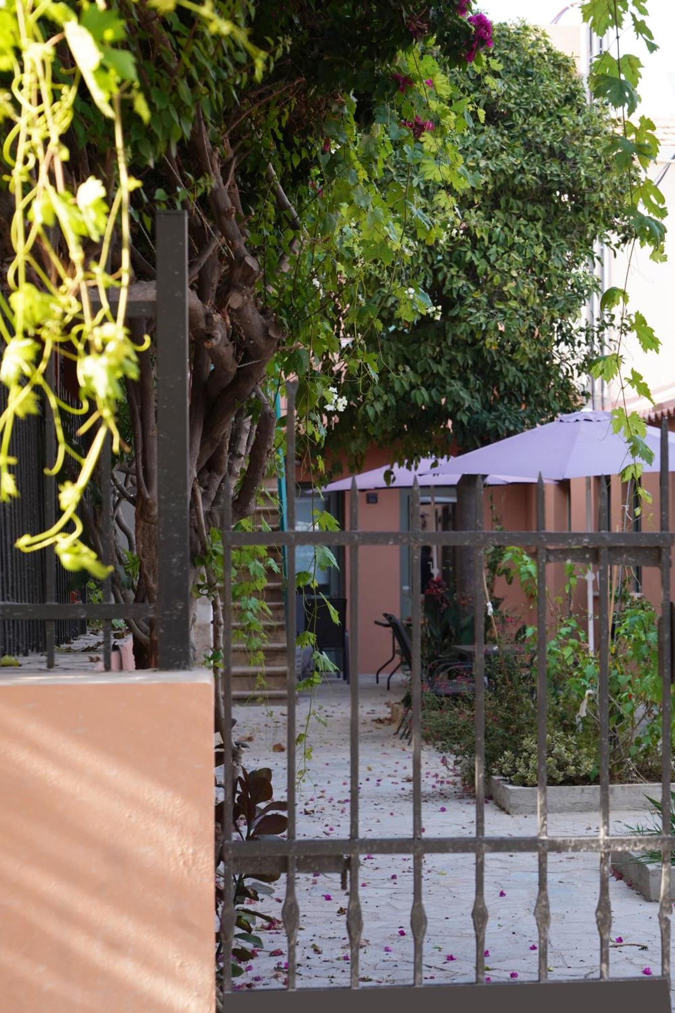 Lindas Convent Garden Home 1 La Canea Exterior foto